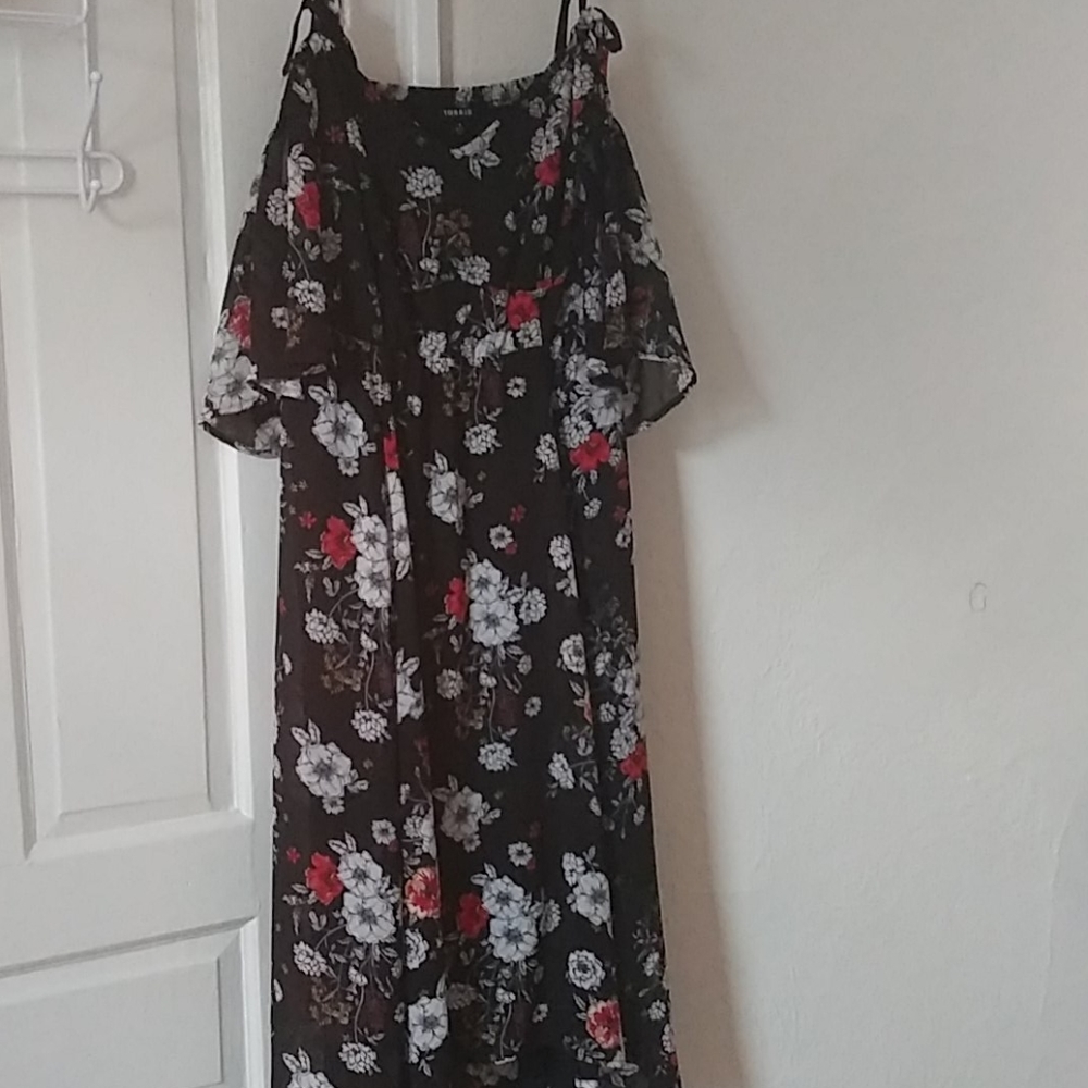 Torrid cold shoulder hi-lo dress